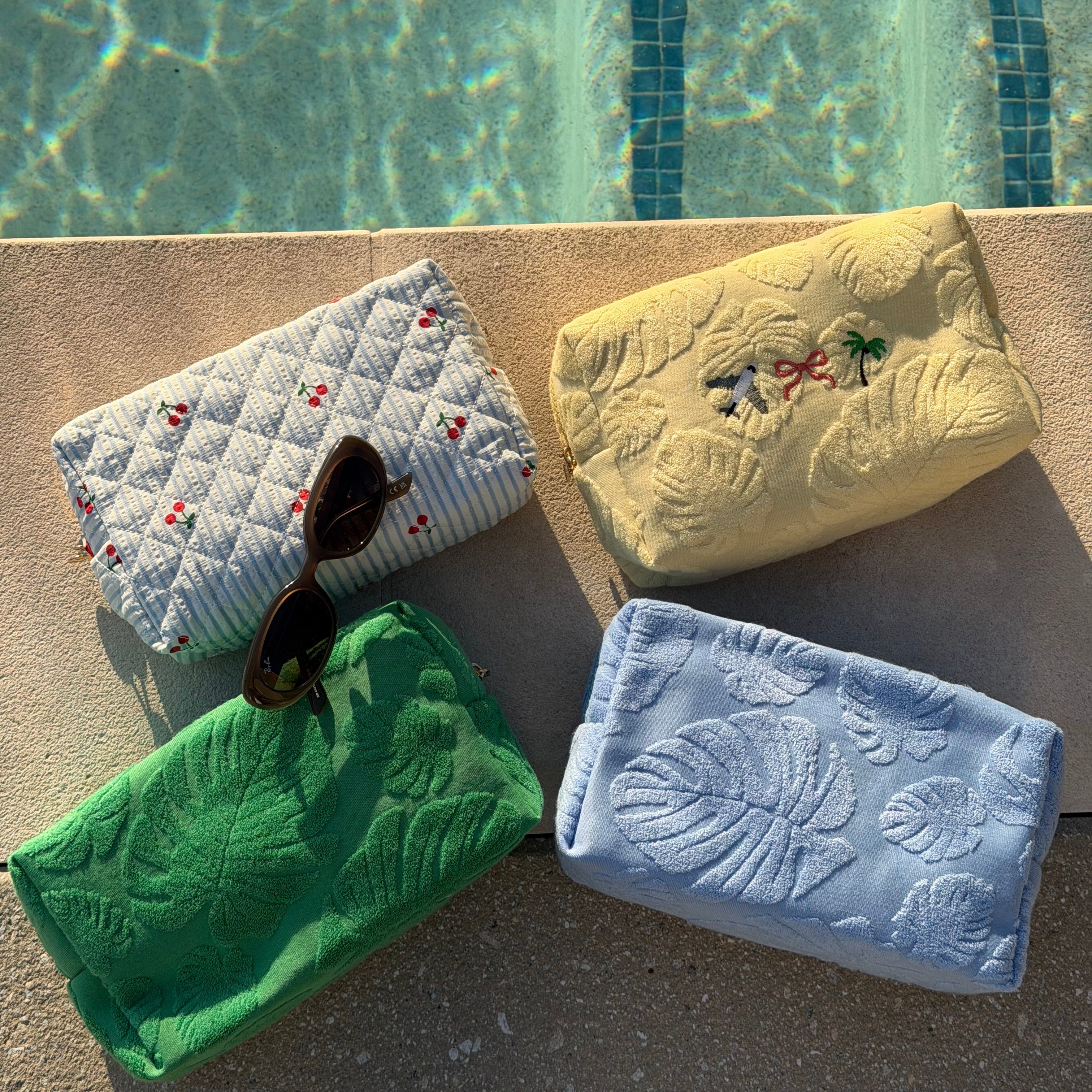 The Poolside Pouch