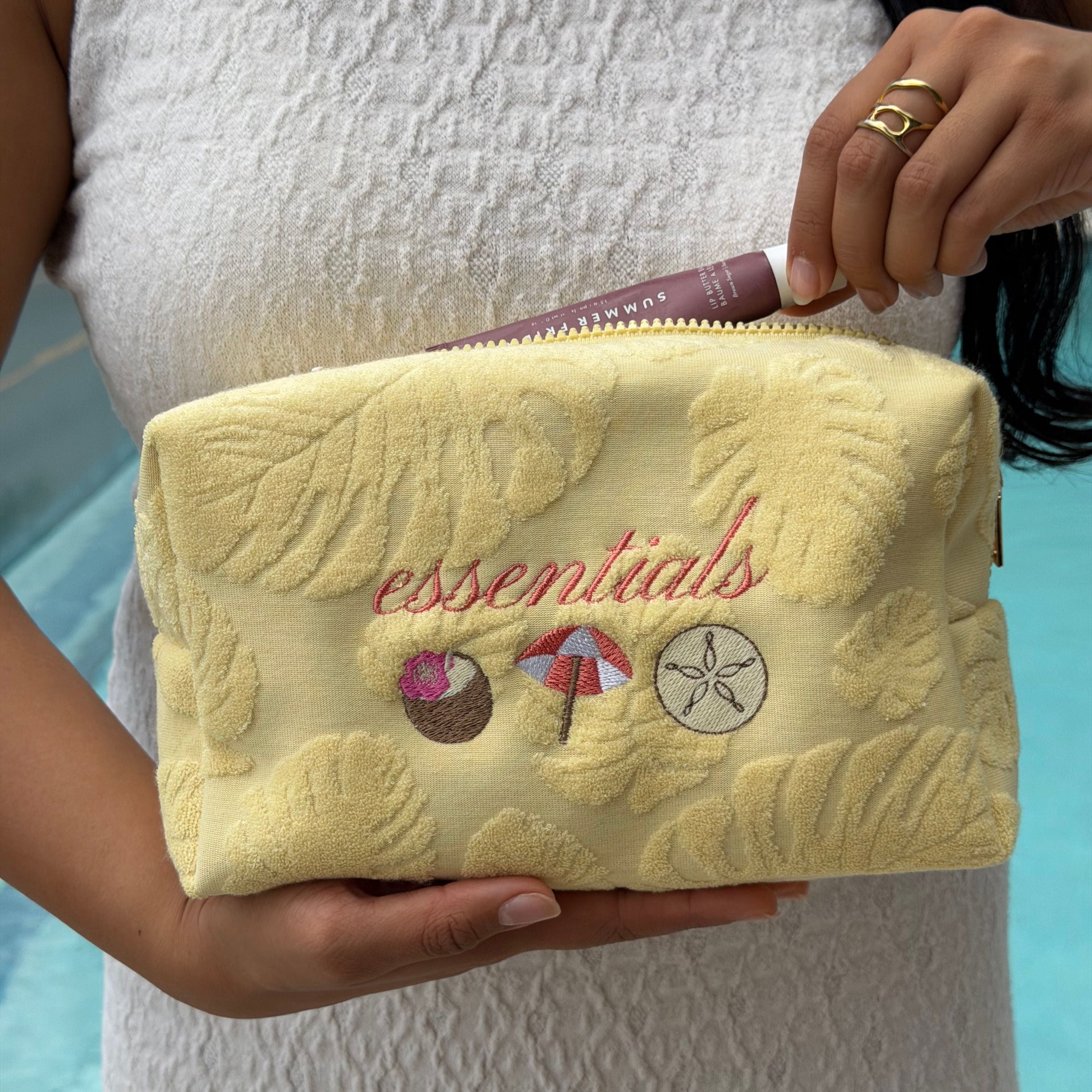 The Poolside Pouch