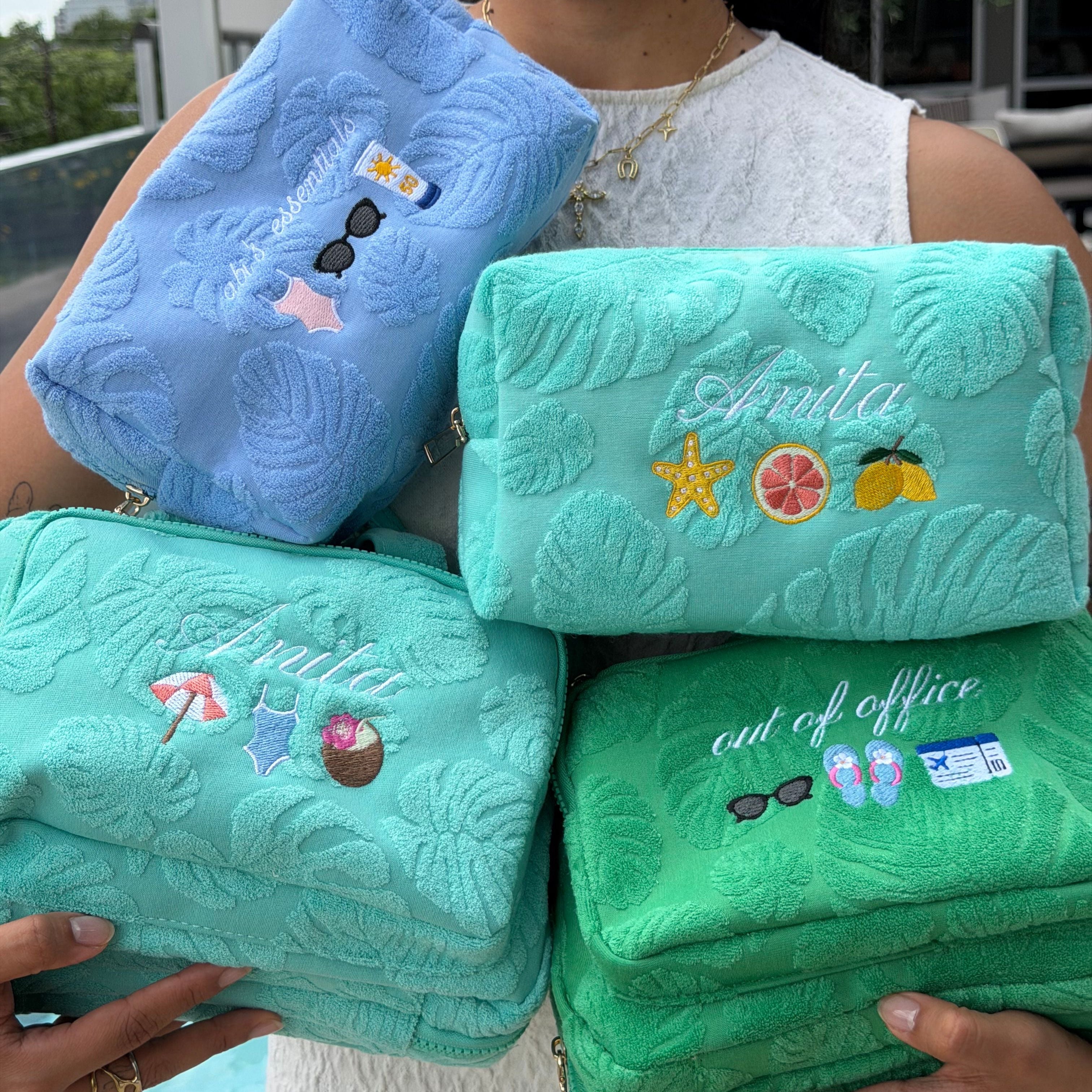 The Poolside Travel Case
